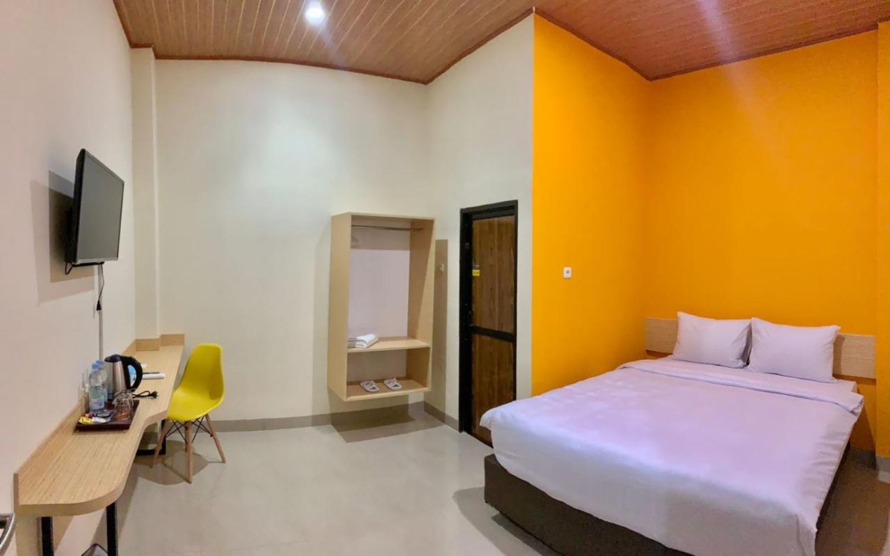 Hotel Sriwijaya 99 Palembang Exteriör bild